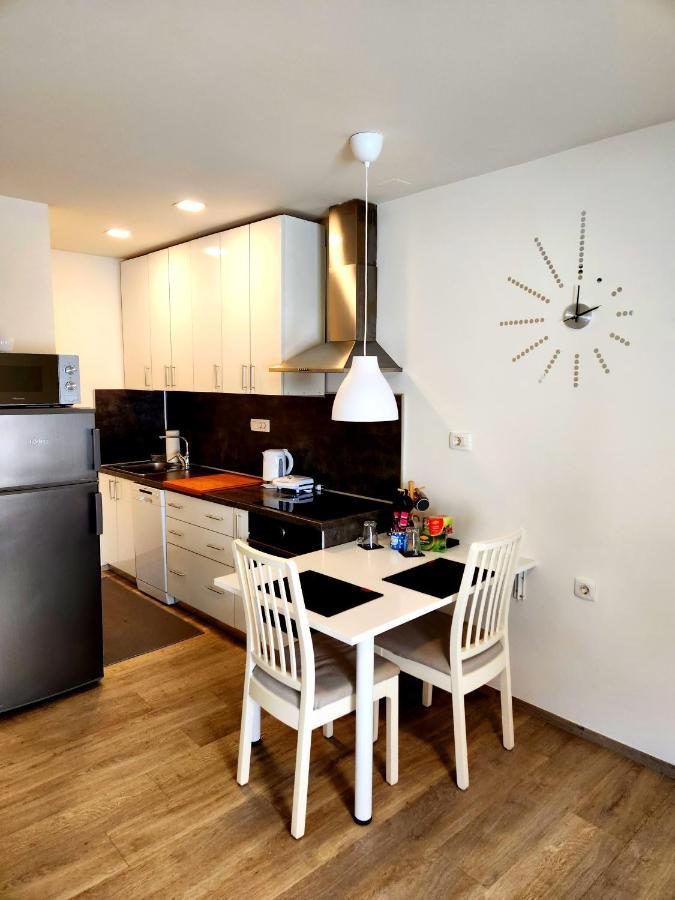 Studio Apartma V8 Maribor Eksteriør billede