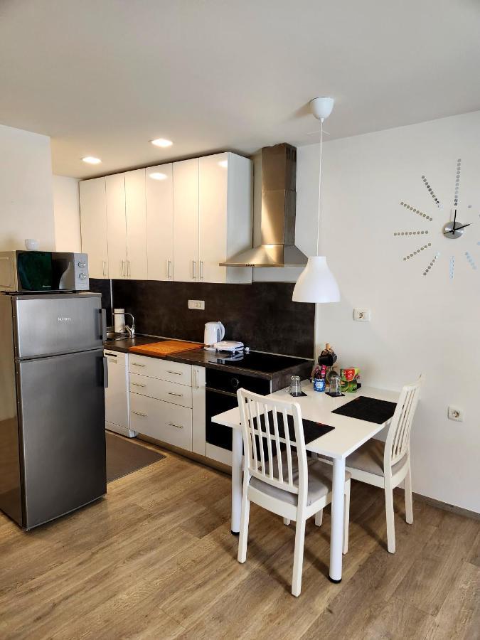 Studio Apartma V8 Maribor Eksteriør billede